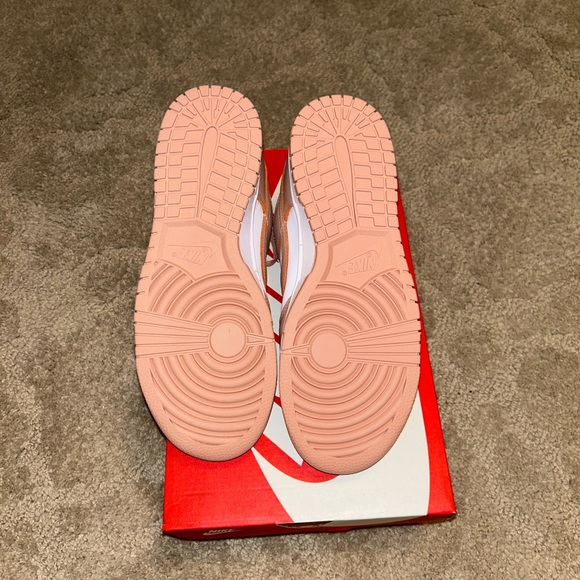 Women’s Nike Dunk Low White/Rose Whisper - Picture 6 of 6